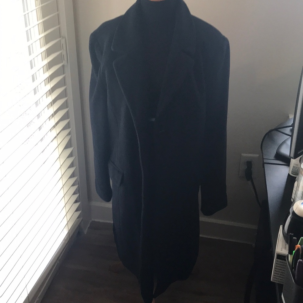 Wool pea coat in EUC